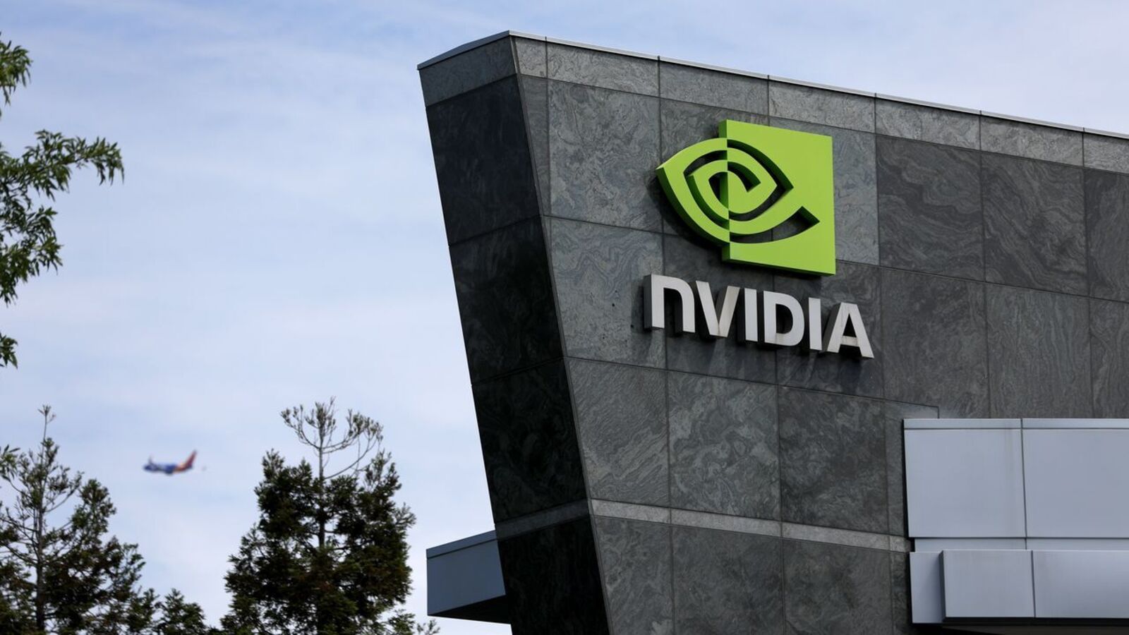 Should Nvidia employees with stock options sell or stay put?