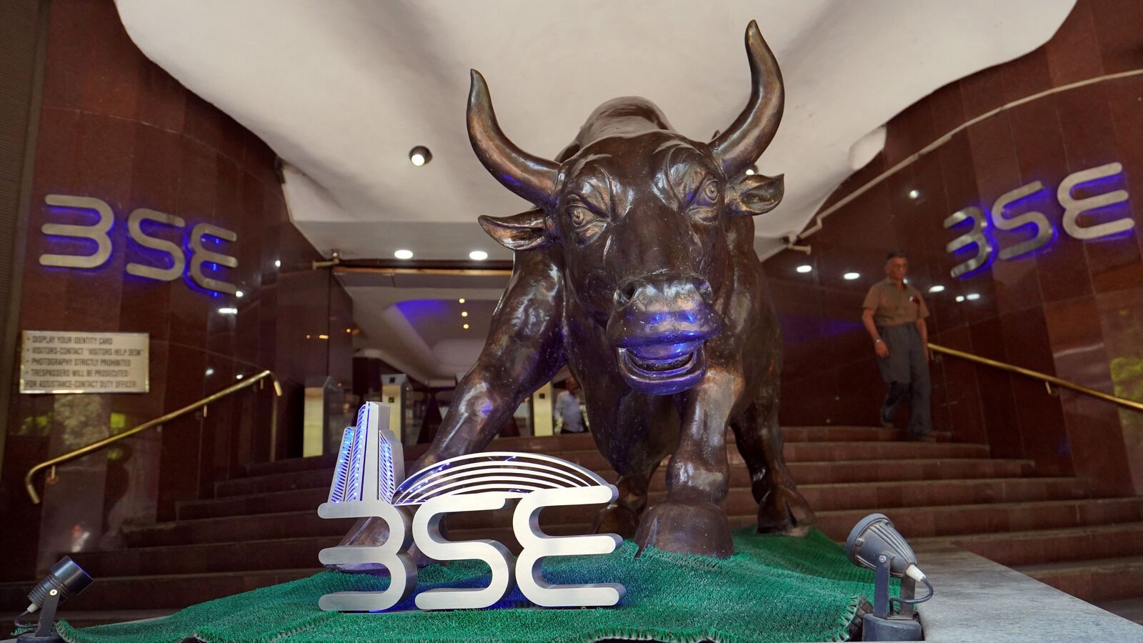 Shedding election jitters, foreign investors turn big bulls ahead of Budget