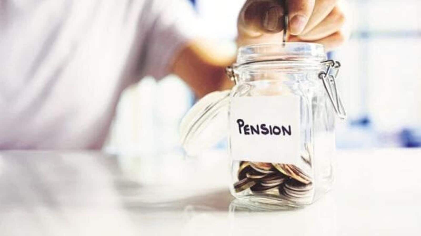 Pension calculator: 5 key differences between UPS vs OPS — Check here