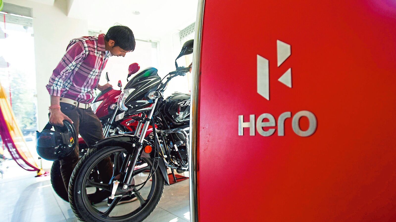 Hero Motors withdraws DRHP for ₹900 crore IPO